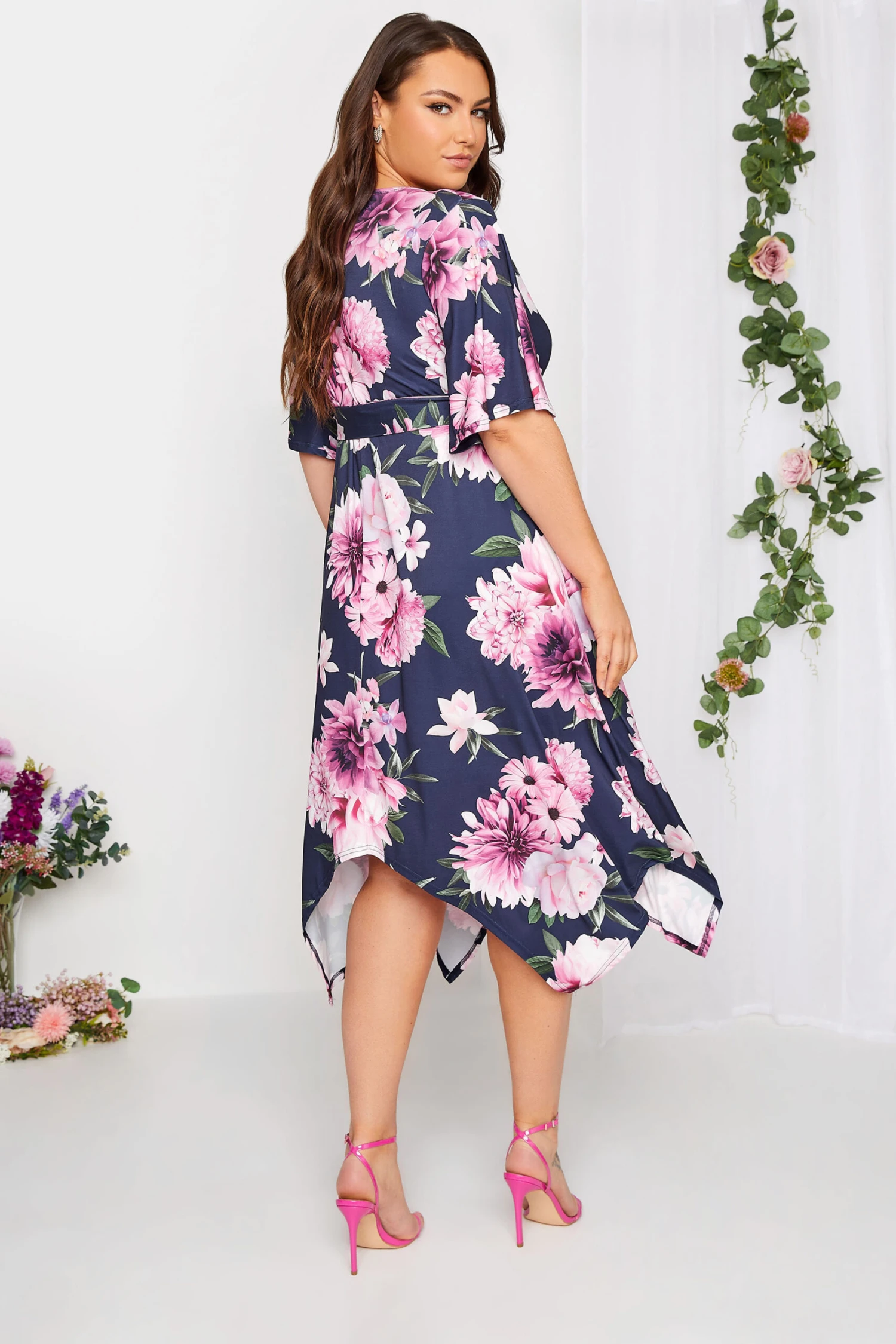 YOURS LONDON Curve Navy Blue & Purple Hanky Hem Floral Dress 2 YOURS LONDON Curve Navy Blue & Purple Hanky Hem Floral Dress - Image 2