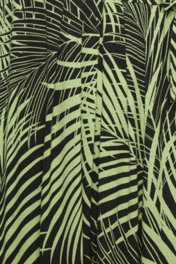 YOURS Curve Green Leaf Print Wrap Maxi Dress 9 YOURS Curve Green Leaf Print Wrap Maxi Dress -Saga Dresses Shop 1e6804ac be3c 43 301603 Z