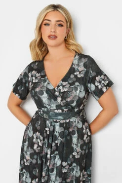 YOURS Curve Black V-Neck Floral Wrap Dress 8 YOURS Curve Black V-Neck Floral Wrap Dress -Saga Dresses Shop 21615ebe e244 42 302165 D