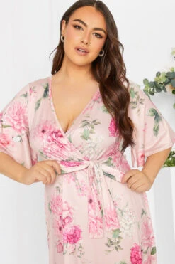 YOURS LONDON Curve Light Pink Floral Hanky Hem Dress 8 YOURS LONDON Curve Light Pink Floral Hanky Hem Dress -Saga Dresses Shop 263cd181 0396 44 162105 D