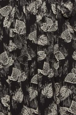 YOURS Curve Black Floral Wrap Tie Waist Maxi Dress 9 YOURS Curve Black Floral Wrap Tie Waist Maxi Dress -Saga Dresses Shop 307f9de9 21dd 48 301910 Z