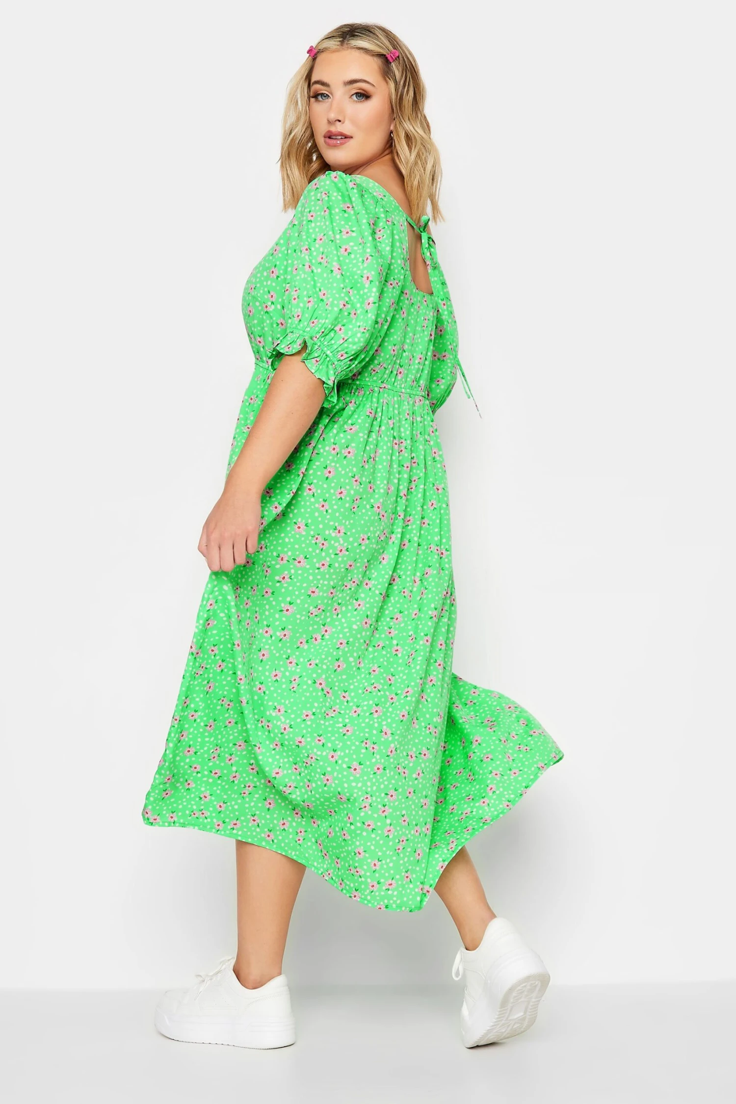 LIMITED COLLECTION Curve Green Floral Print Sweetheart Dress 2 LIMITED COLLECTION Curve Green Floral Print Sweetheart Dress - Image 2