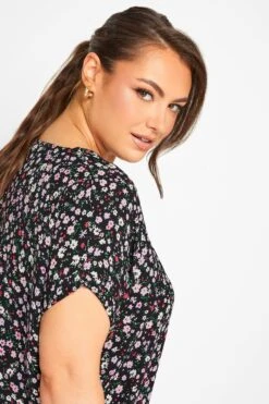 YOURS Curve Black Ditsy Print Shift Dress 8 YOURS Curve Black Ditsy Print Shift Dress -Saga Dresses Shop 3c027e42 8c41 49 137526 D