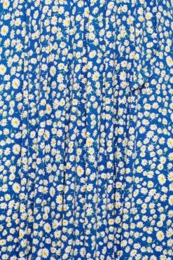 YOURS Curve Blue Ditsy Floral Wrap Dress 9 YOURS Curve Blue Ditsy Floral Wrap Dress -Saga Dresses Shop 3c467076 3a62 48 301995 Z