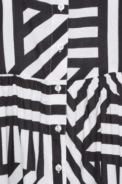 YOURS Curve Black Stripe Button Through Dress 9 YOURS Curve Black Stripe Button Through Dress -Saga Dresses Shop 420964f7 803f 4c 137551 Z