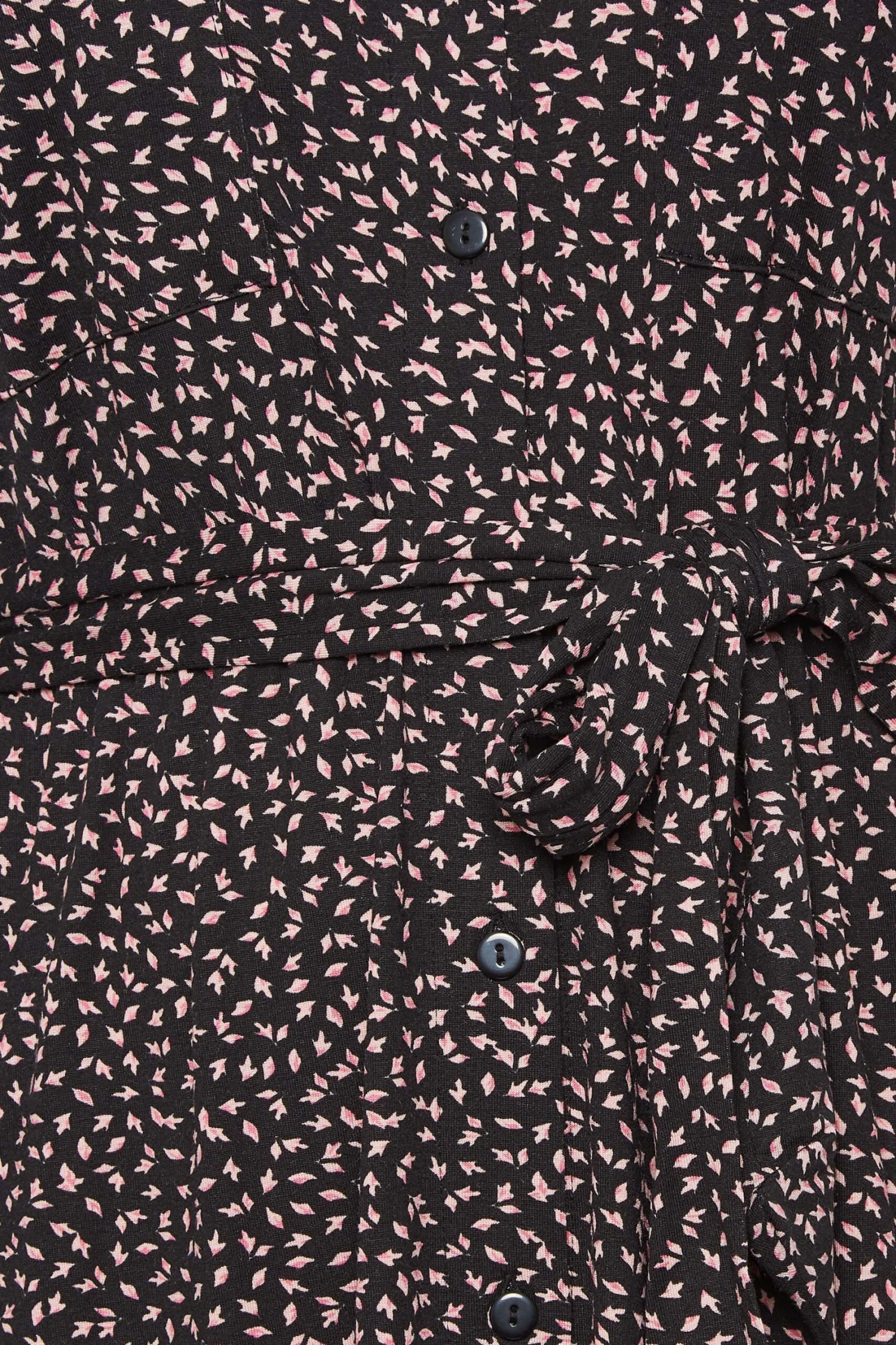 YOURS Curve Black Leaf Print Spilt Hem Midaxi Shirt Dress 4 YOURS Curve Black Leaf Print Spilt Hem Midaxi Shirt Dress - Image 4