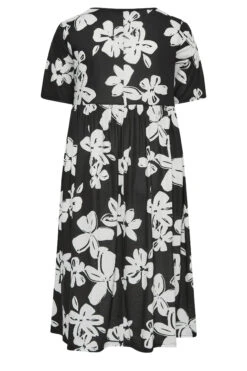 LIMITED COLLECTION Curve Black Floral Print Midaxi Smock Dress 11 LIMITED COLLECTION Curve Black Floral Print Midaxi Smock Dress -Saga Dresses Shop 48992067 a5c8 40 215725 Y