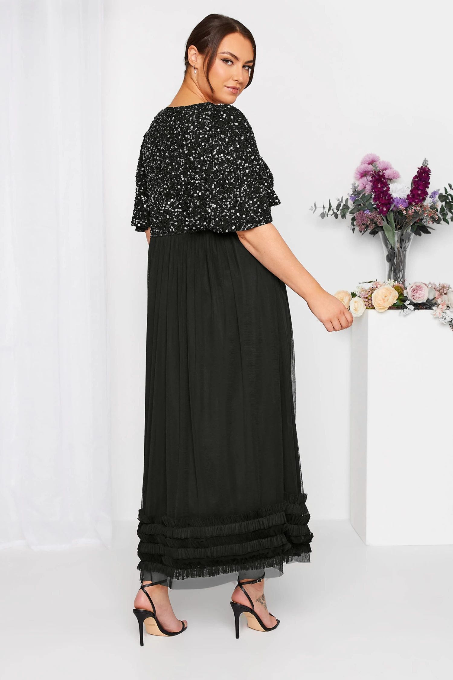 LUXE Curve Black Sequin Sweetheart Ruffle Maxi Dress 2 LUXE Curve Black Sequin Sweetheart Ruffle Maxi Dress - Image 2