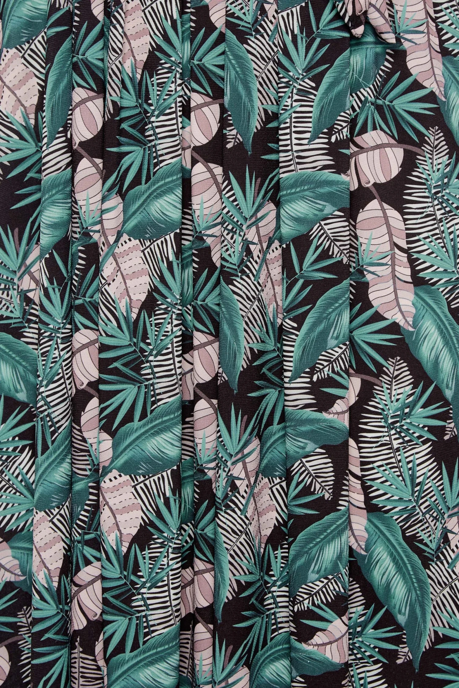 YOURS Curve Black Leaf Print Maxi Wrap Dress 4 YOURS Curve Black Leaf Print Maxi Wrap Dress - Image 4