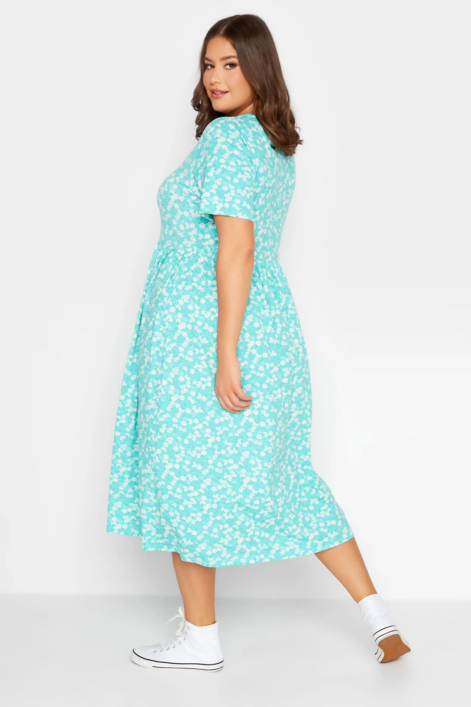 YOURS Curve Light Blue Floral Disty Print Smock Dress 2 YOURS Curve Light Blue Floral Disty Print Smock Dress - Image 2
