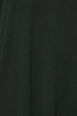 LIMITED COLLECTION Curve Black Leopard Print Raglan T-Shirt -Saga Dresses Shop 68e03f28 efd3 4f 215775 Z