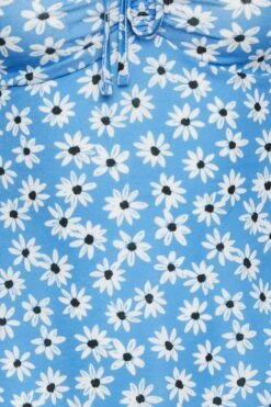 YOURS PETITE Curve Blue Daisy Print Ruched Front Top -Saga Dresses Shop 6b23ecc0 ad37 42 174592 Z