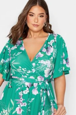 YOURS LONDON Curve Green Floral Hanky Hem Dress -Saga Dresses Shop 76afaec1 0a5f 42 162137 D