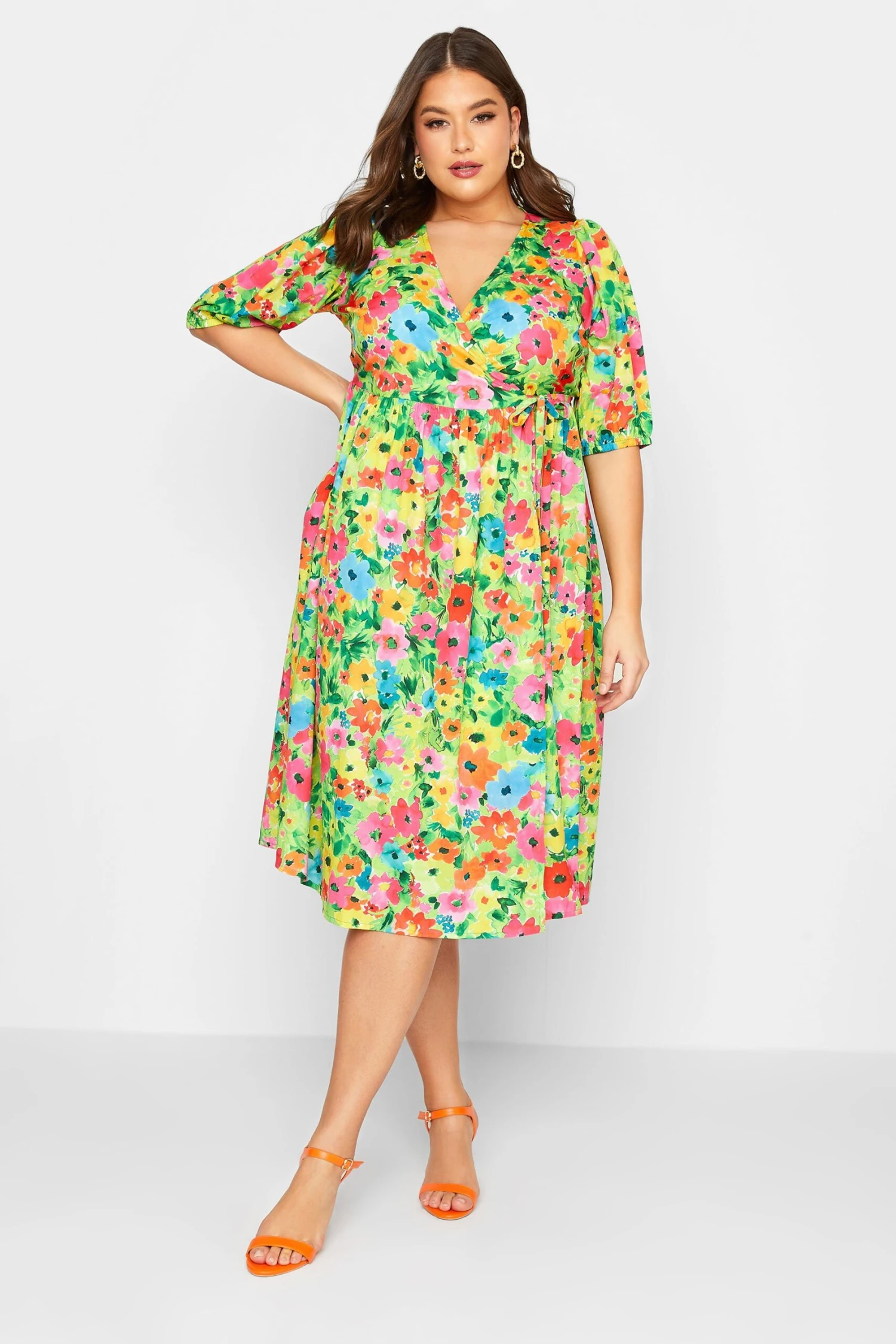 LIMITED COLLECTION Curve Green Floral Midaxi Dress 1 LIMITED COLLECTION Curve Green Floral Midaxi Dress