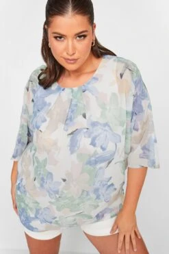 YOURS Curve Blue Floral Blouse -Saga Dresses Shop 78f1b35c 5e14 45 330079 D