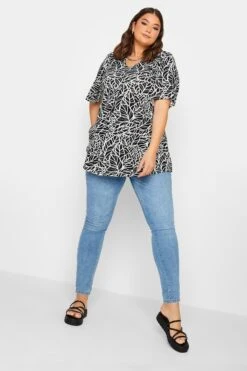 YOURS Curve Black Monochrome Floral Ditsy Top
