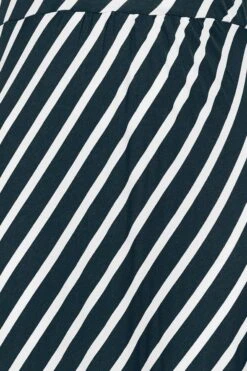 YOURS Curve Navy Blue Stripe Print Swing Dress 9 YOURS Curve Navy Blue Stripe Print Swing Dress -Saga Dresses Shop 81b9ea35 e318 4f 301021 Z