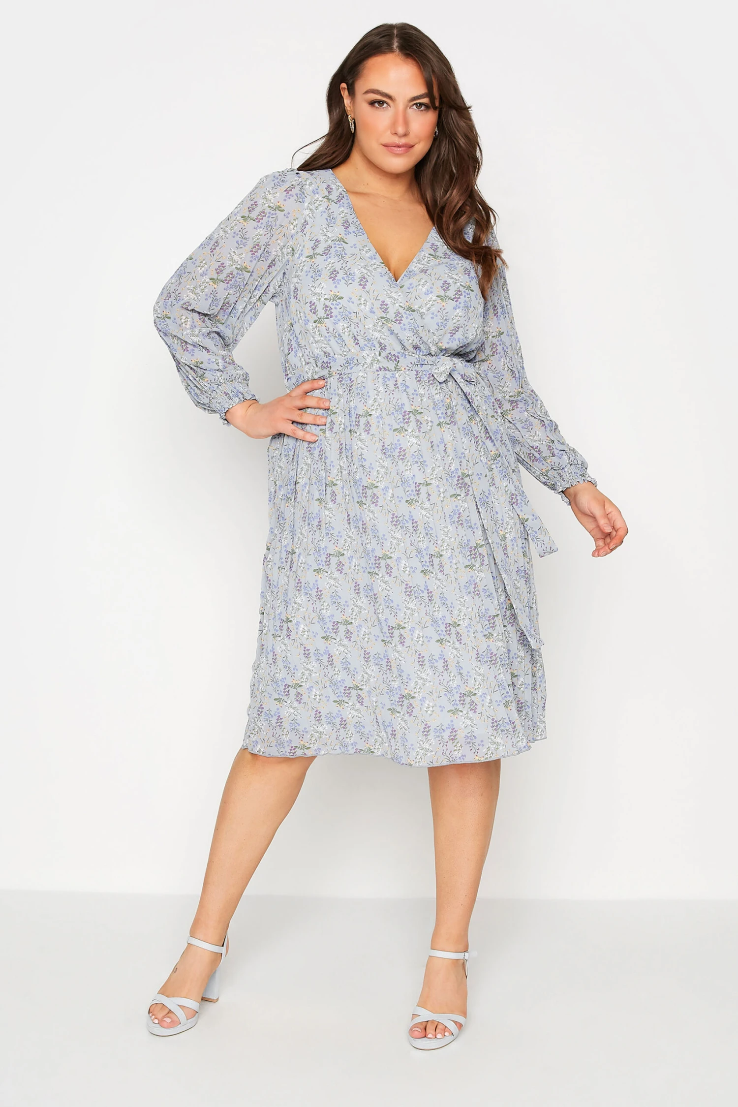 YOURS LONDON Curve Blue Floral Pleat Midi Dress 1 YOURS LONDON Curve Blue Floral Pleat Midi Dress