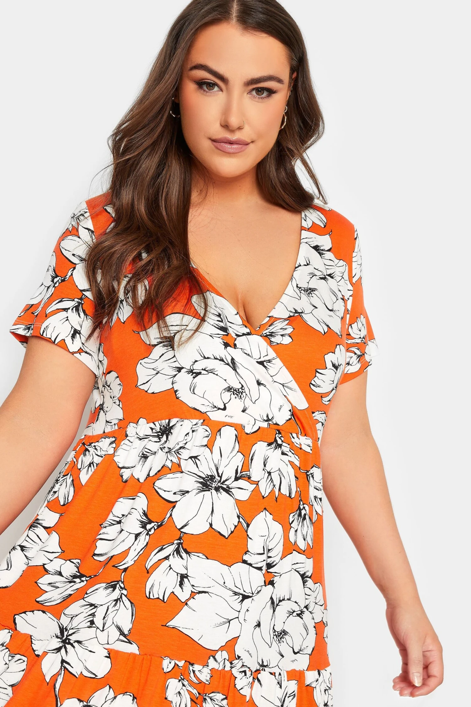 YOURS Curve Orange Floral V-Neck Tiered Wrap Dress 3 YOURS Curve Orange Floral V-Neck Tiered Wrap Dress - Image 3