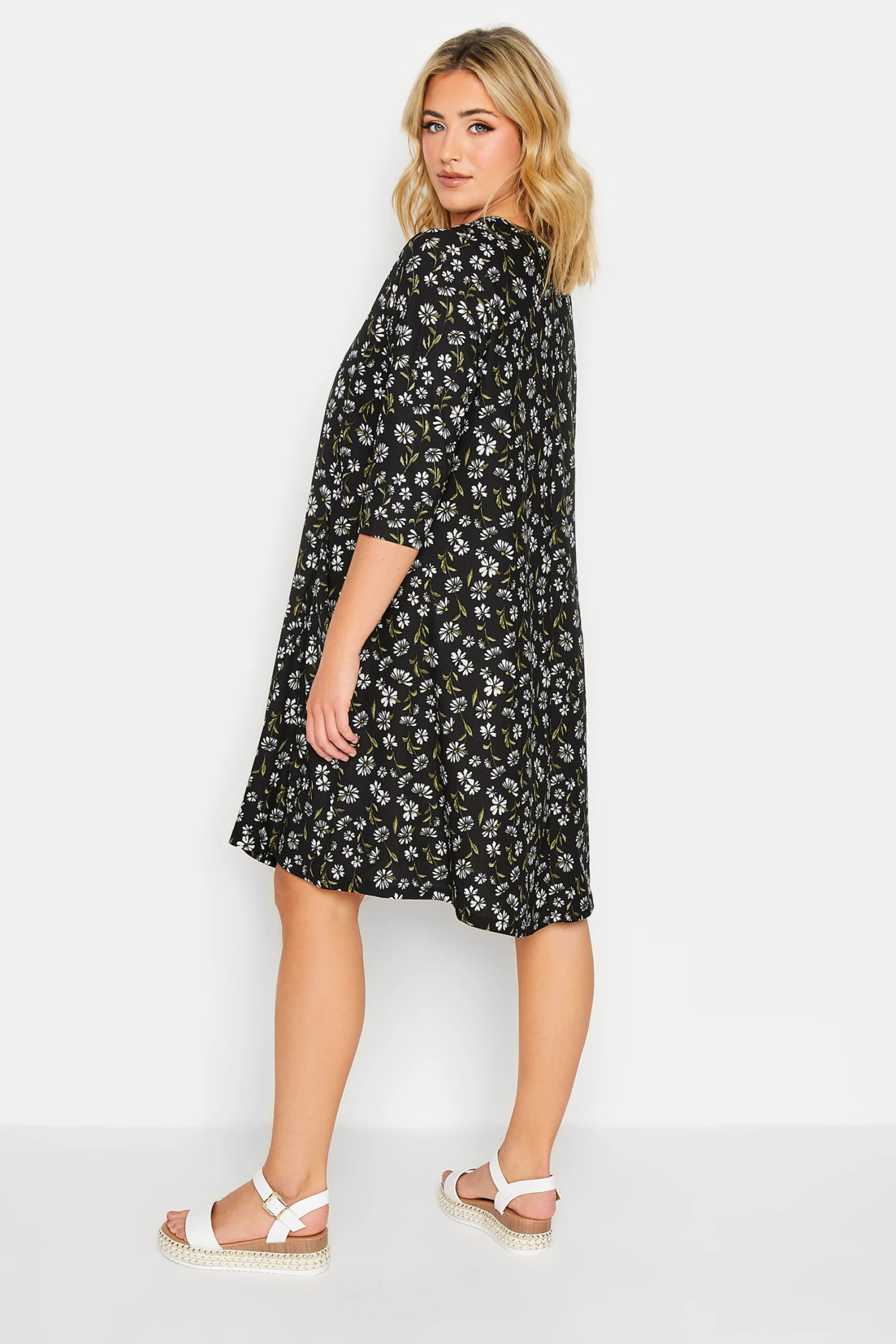 YOURS Curve Black Daisy Print Drape Pocket Mini Dress 2 YOURS Curve Black Daisy Print Drape Pocket Mini Dress - Image 2