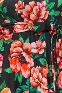 YOURS LONDON Curve Black & Red Floral Skater Dress 9 YOURS LONDON Curve Black & Red Floral Skater Dress -Saga Dresses Shop 87e39155 2a62 42 162033 Z