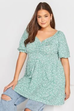 YOURS Curve Green Floral Ruched Top 8 YOURS Curve Green Floral Ruched Top -Saga Dresses Shop 8c4139a8 f3d6 4a 320164 D
