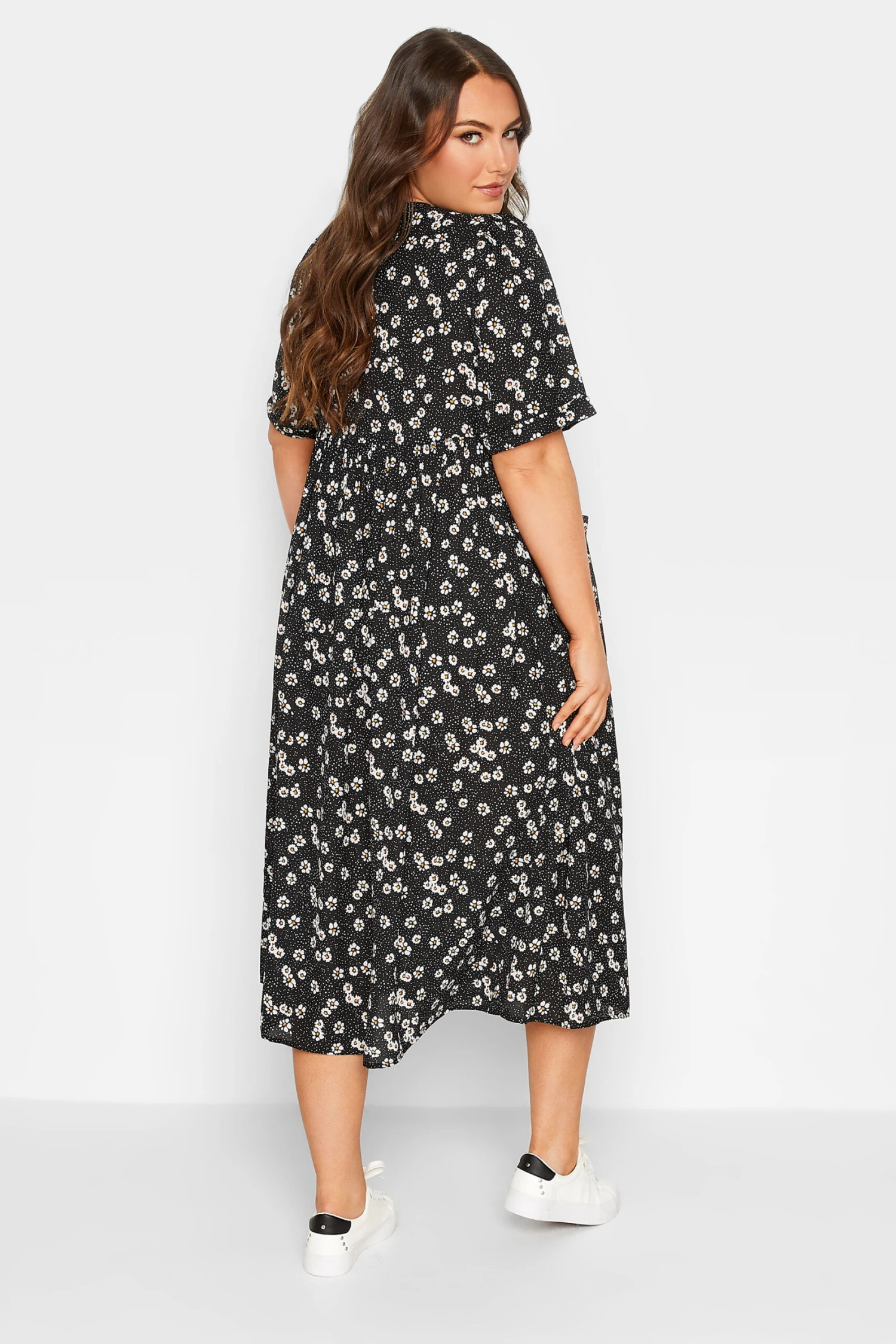 YOURS Curve Black Daisy Print Smock Dress 2 YOURS Curve Black Daisy Print Smock Dress - Image 2
