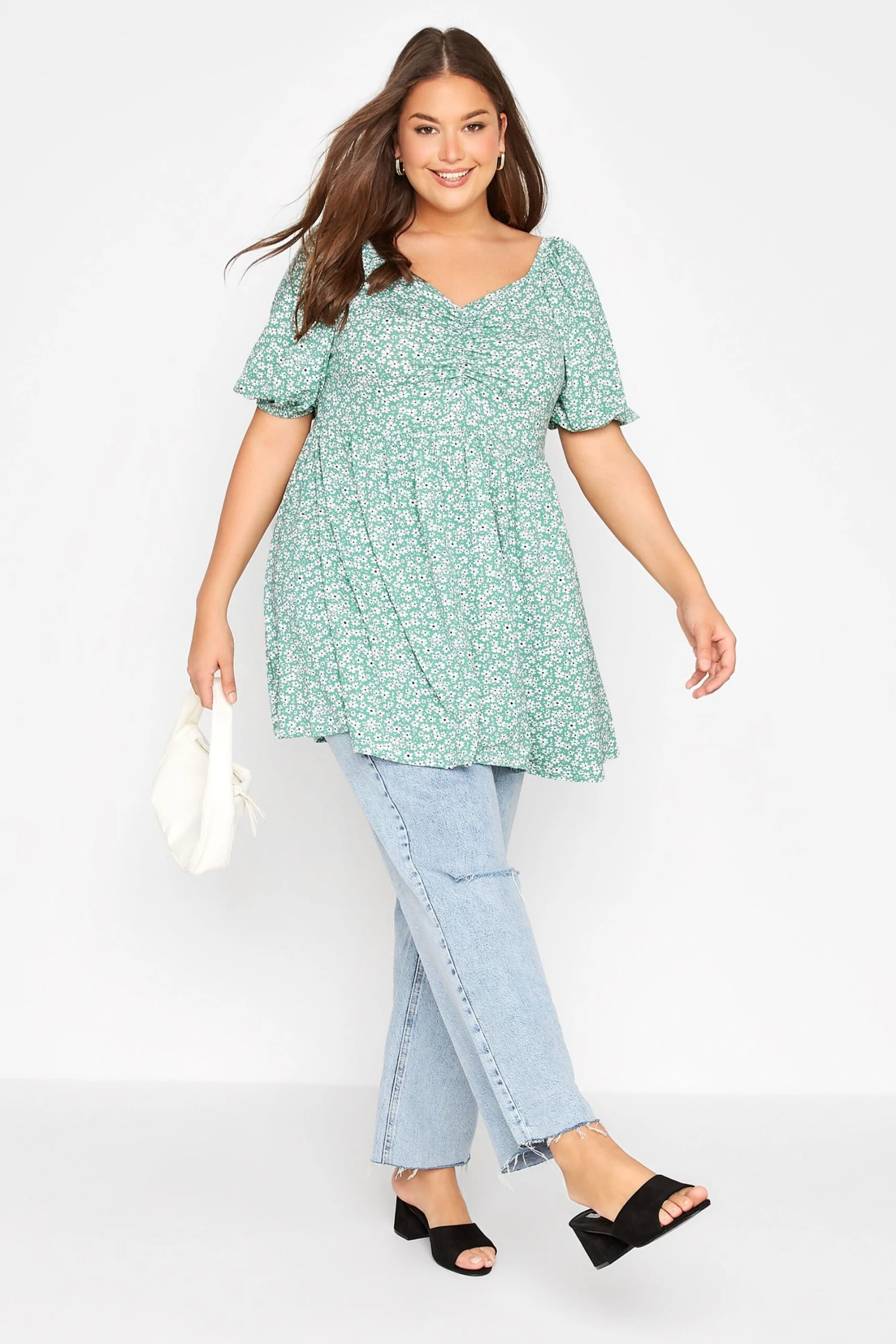 YOURS Curve Green Floral Ruched Top 1 YOURS Curve Green Floral Ruched Top