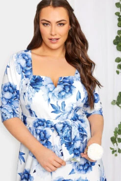 YOURS LONDON Curve White & Blue Notch Neck Floral Dress 8 YOURS LONDON Curve White & Blue Notch Neck Floral Dress -Saga Dresses Shop 9af1c683 c890 4c 162091 D
