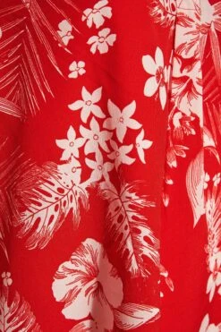 YOURS Curve Red Floral Pleat Detail Top -Saga Dresses Shop a0f567ee c2ef 48 173961 Z