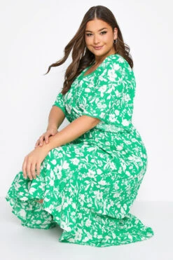 YOURS Curve Green Floral Dipped Hem Dress 8 YOURS Curve Green Floral Dipped Hem Dress -Saga Dresses Shop a3010469 6c11 47 137119 D