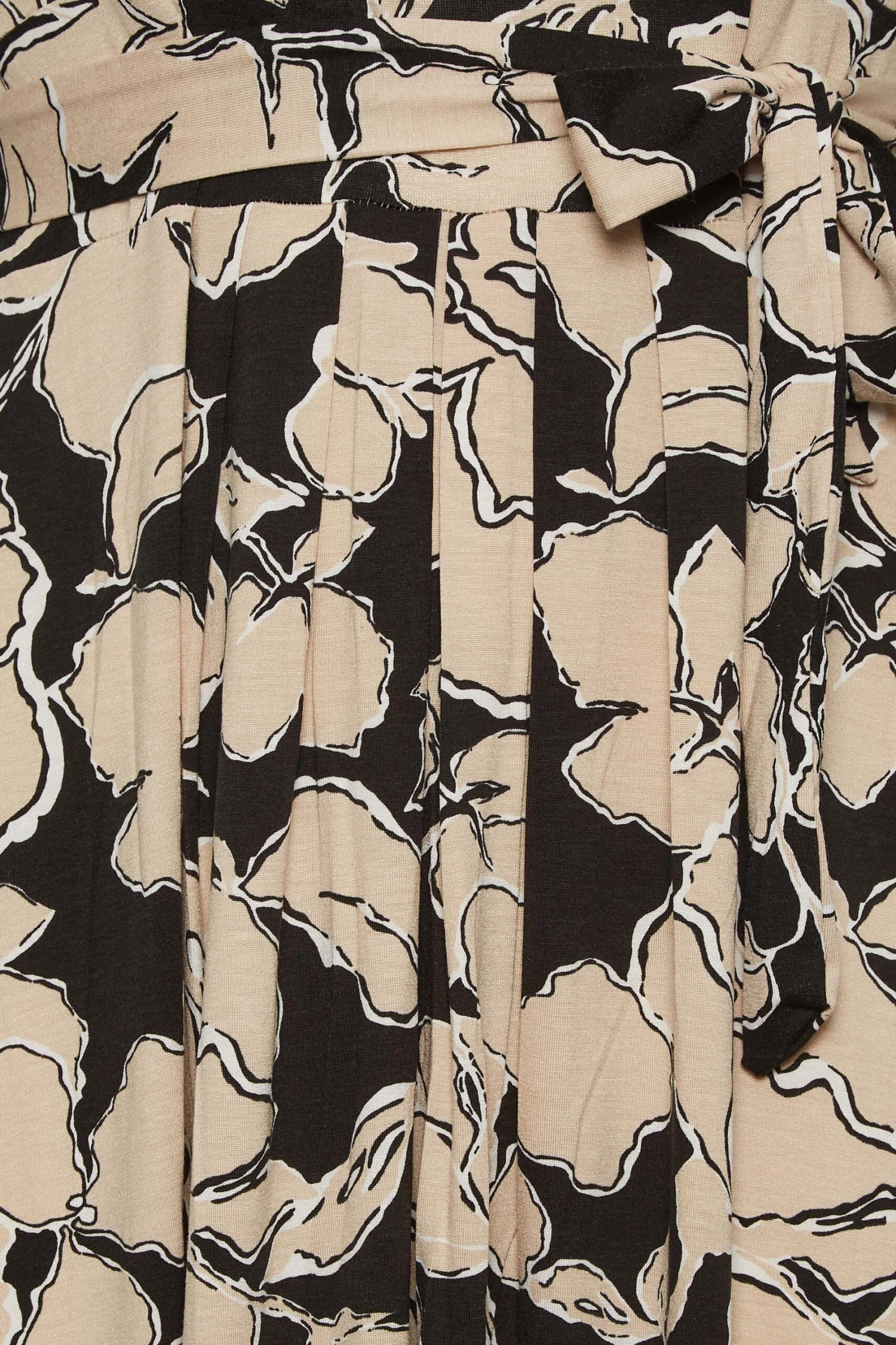 YOURS Curve Black & Beige Brown Floral Wrap Front Tie Maxi Dress 4 YOURS Curve Black & Beige Brown Floral Wrap Front Tie Maxi Dress - Image 4