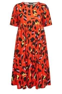 LIMITED COLLECTION Curve Red Leopard Print Smock Midaxi Dress -Saga Dresses Shop b17e99f7 a162 42 215757 X