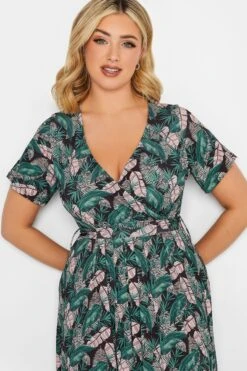 YOURS Curve Black Leaf Print Maxi Wrap Dress 8 YOURS Curve Black Leaf Print Maxi Wrap Dress -Saga Dresses Shop b753e9e7 cac6 4c 302162 D
