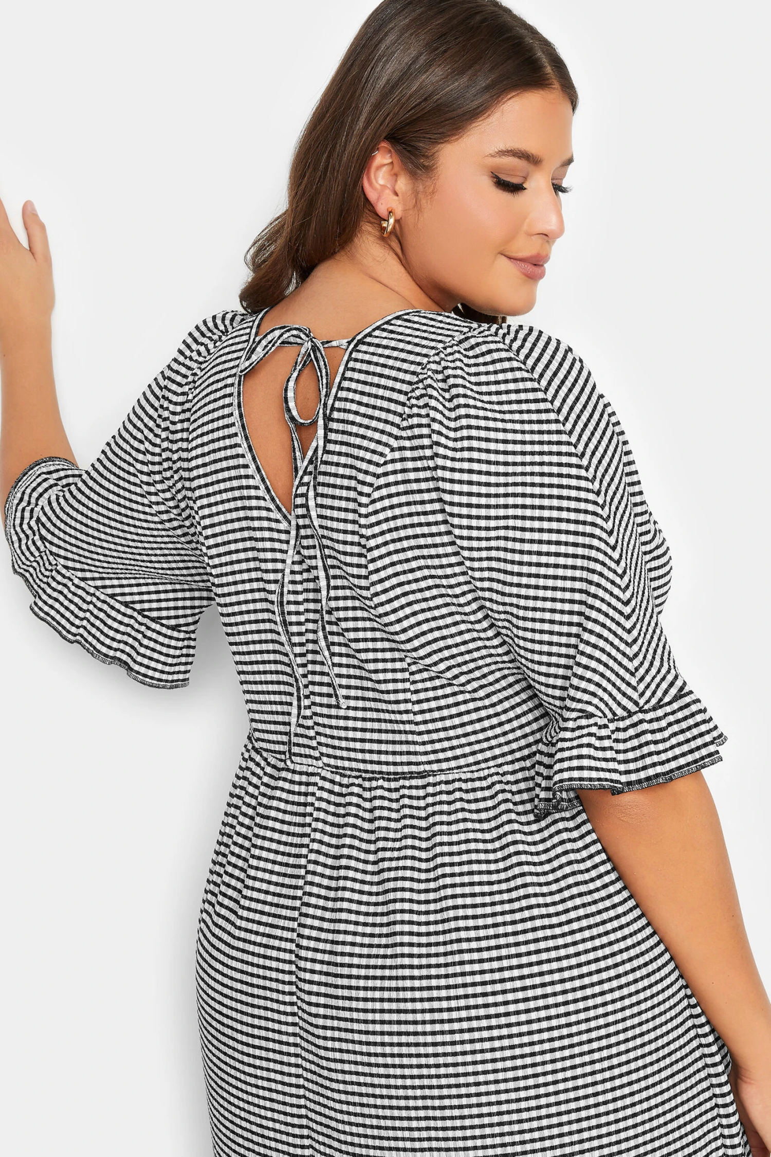 YOURS Curve Black Gingham Textured Smock Midi Dress 3 YOURS Curve Black Gingham Textured Smock Midi Dress - Image 3