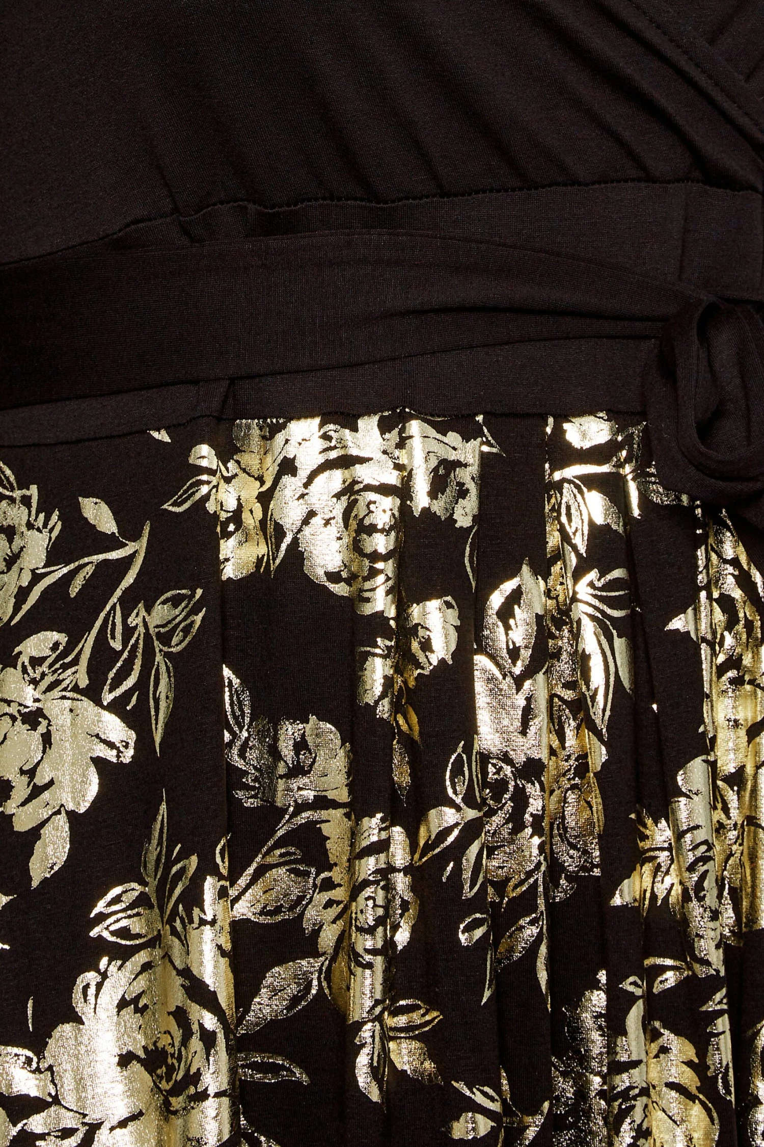 YOURS LUXURY Curve Black Foil Floral Print Wrap Dress 4 YOURS LUXURY Curve Black Foil Floral Print Wrap Dress - Image 4