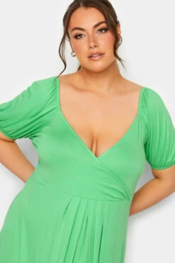 LIMITED COLLECTION Curve Green Wrap Maxi Dress 8 LIMITED COLLECTION Curve Green Wrap Maxi Dress -Saga Dresses Shop be5d6303 356c 41 215815 D
