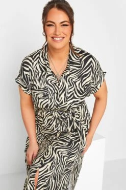 YOURS Curve Black & White Zebra Print Spilt Hem Midaxi Shirt Dress -Saga Dresses Shop d37c06db ca8c 4e 302079 D
