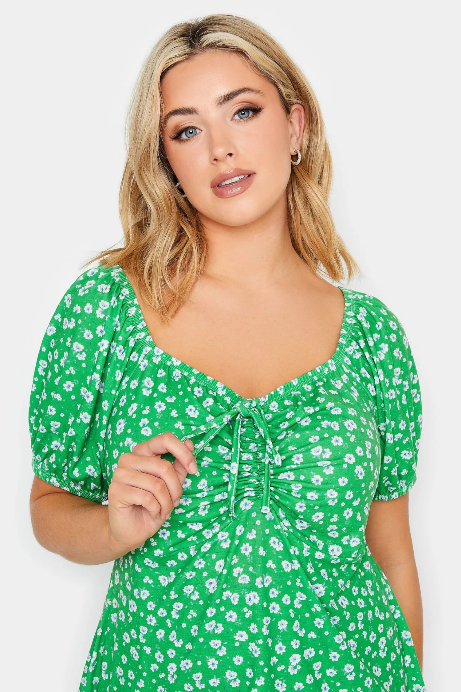 YOURS PETITE Curve Green Ditsy Print Ruched Front Top 3 YOURS PETITE Curve Green Ditsy Print Ruched Front Top - Image 3