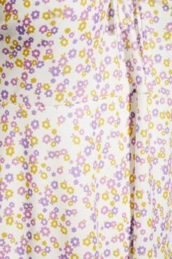 YOURS Curve White Floral Print Gypsy Top -Saga Dresses Shop d66614e9 2917 41 320351 Z