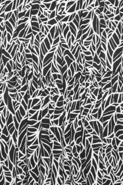 YOURS Curve Black Leaf Print Shirred Maxi Dress 9 YOURS Curve Black Leaf Print Shirred Maxi Dress -Saga Dresses Shop d8f46a59 bc3f 49 137426 Z