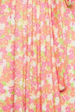 LIMITED COLLECTION Curve Orange Floral Print Wrap Midi Dress 9 LIMITED COLLECTION Curve Orange Floral Print Wrap Midi Dress -Saga Dresses Shop e084bb5e 7655 46 215825 Z