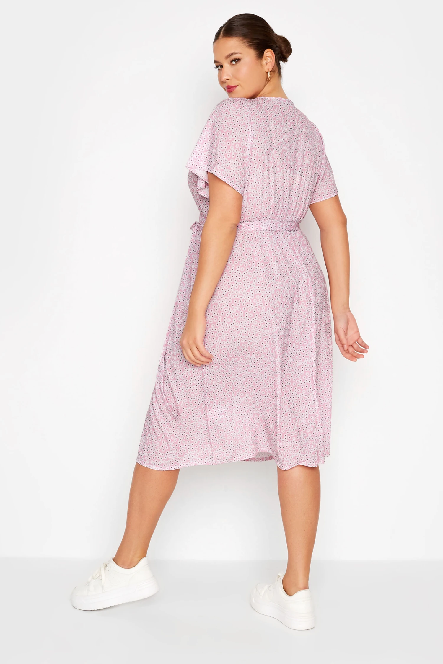 LIMITED COLLECTION Curve Pink Ditsy Floral Print Wrap Dress 2 LIMITED COLLECTION Curve Pink Ditsy Floral Print Wrap Dress - Image 2