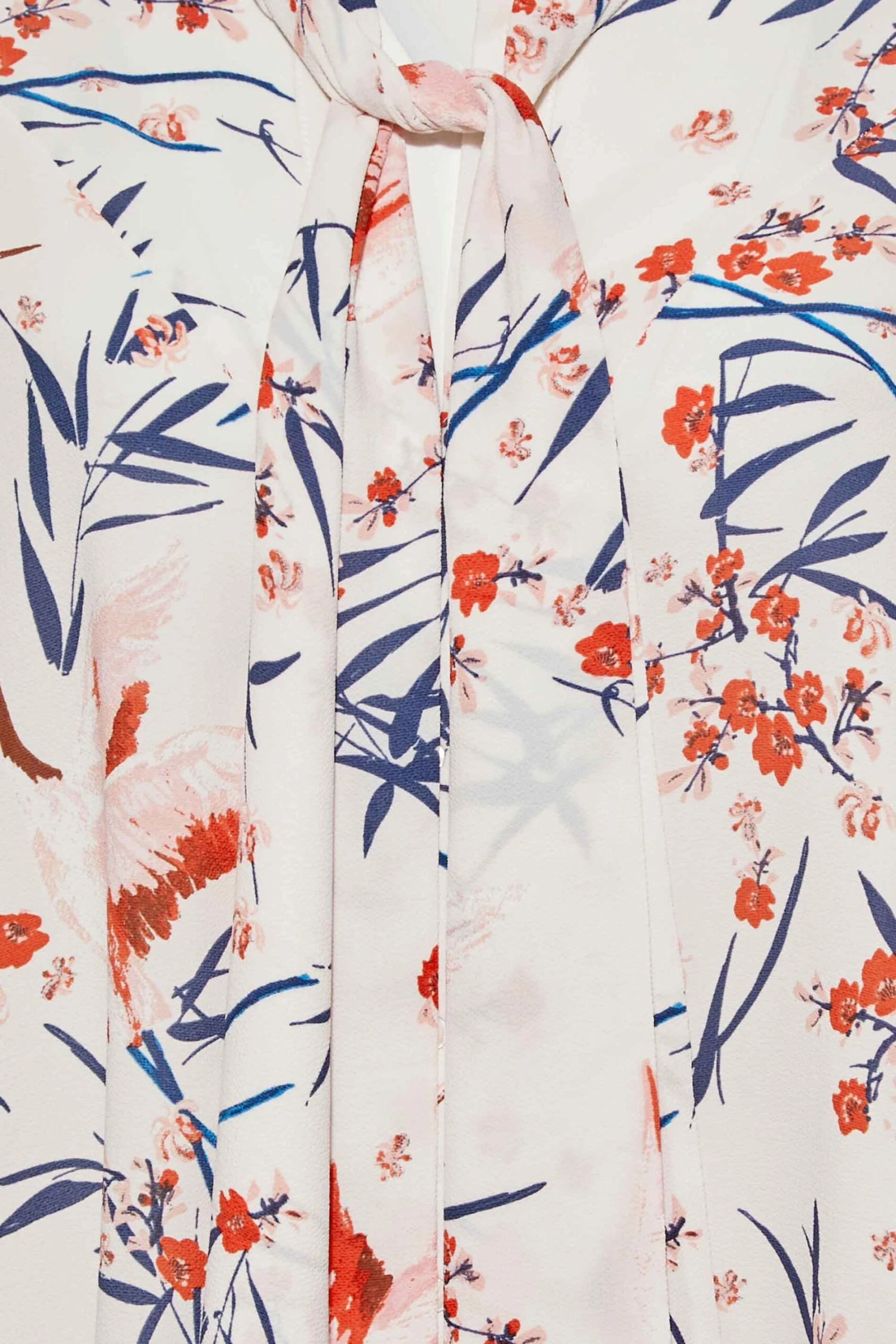 YOURS Curve White & Pink Floral Print Swing Shirt 4 YOURS Curve White & Pink Floral Print Swing Shirt - Image 4