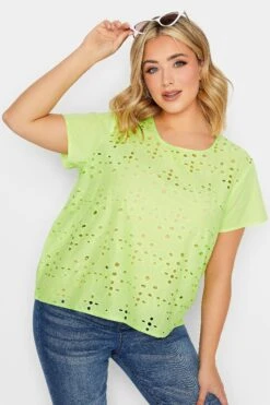 YOURS PETITE Curve Lime Green Broderie Anglaise Short Sleeve Top -Saga Dresses Shop ef8f5c99 9e73 4c 174454 D