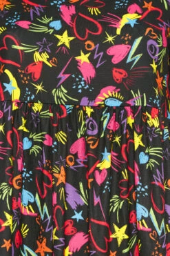 LIMITED COLLECTION Curve Black Scribble Print Smock Dress 7 LIMITED COLLECTION Curve Black Scribble Print Smock Dress -Saga Dresses Shop f6065329 b067 45 215777 Z