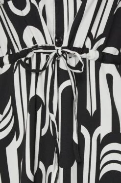 YOURS Curve Black & White Geometric Print Utility Tunic Shirt -Saga Dresses Shop f6b4284a 6a94 4a 131935 Z